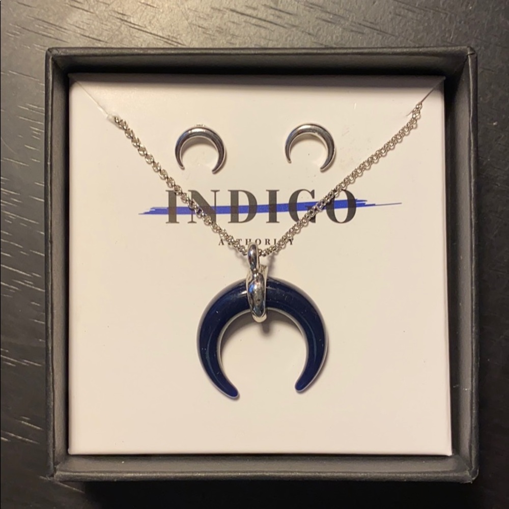 Indigo Authority Cresecent Moon Set